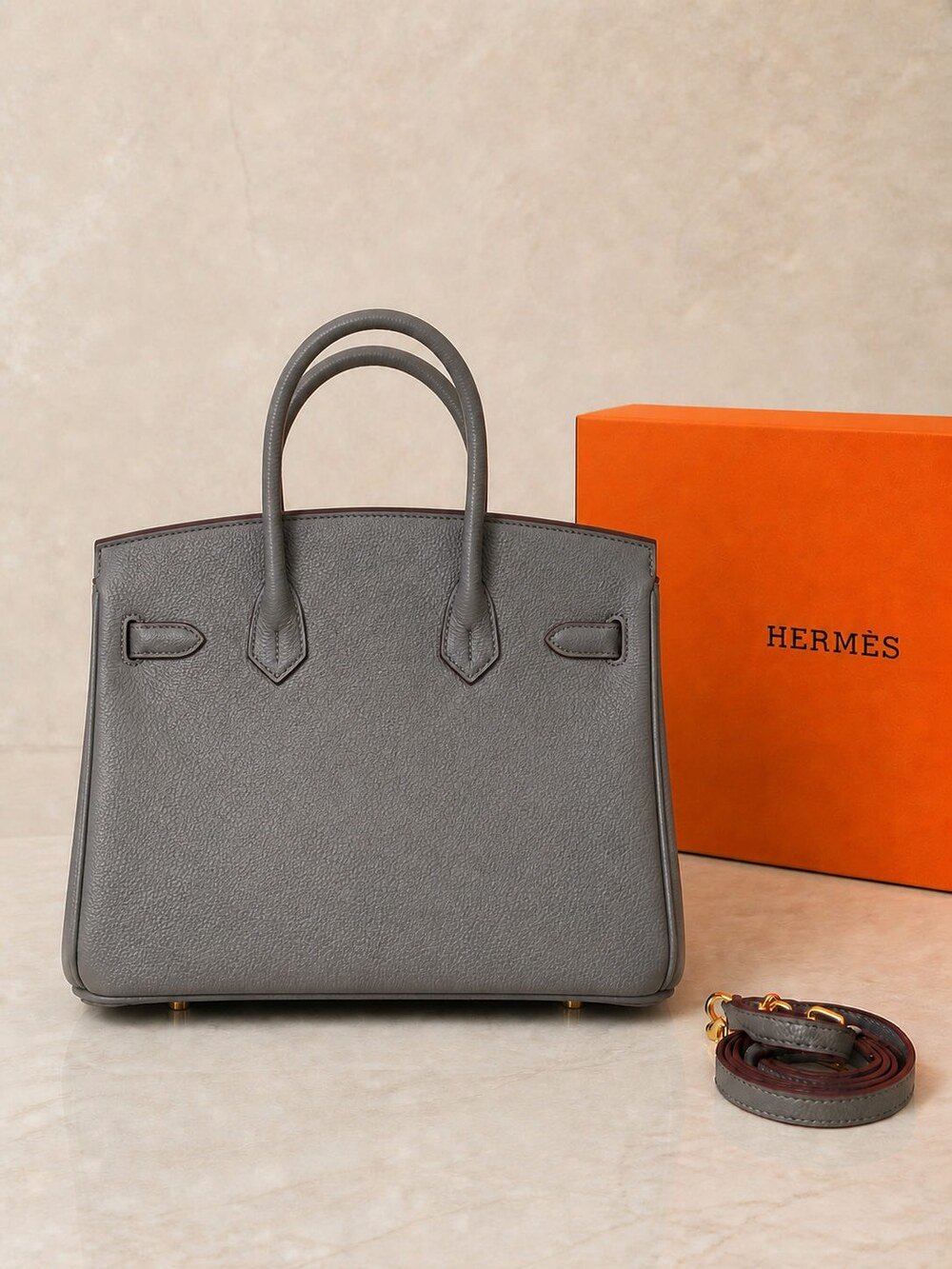 Hermes Birkin Handbag in Gris Meyer Togo with Gold Finish - Picture 3 of 9